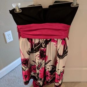 Strapless Formal/Prom/Homecoming Dress - M - NWT